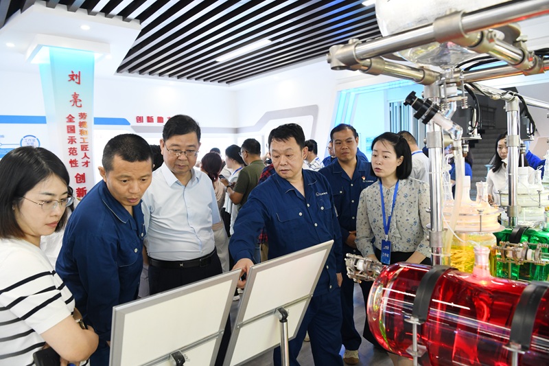 55df607faeda4f3b9edae91e8f751f30